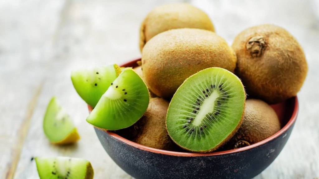 Kiw A Nutrient-Dense Fruit for Strong Hair