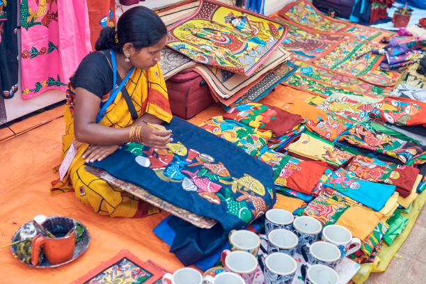 How E-Commerce Is Reshaping the Handicraft Industry