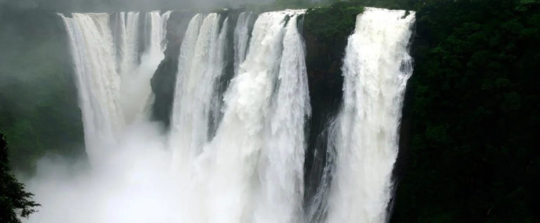 10 Must-See Waterfalls in India This Monsoon Season