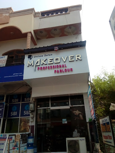 Makeover Unisex Salon