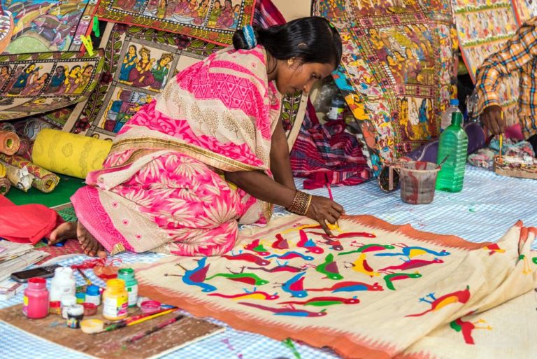 How Indian Handicrafts Are Going Global Through E-Commerce