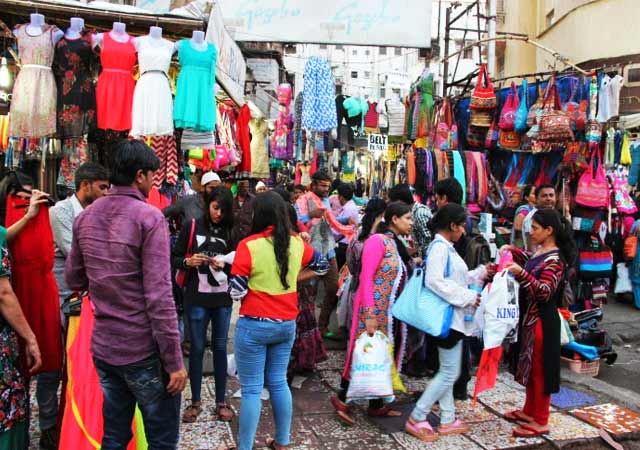 The Rise of Indian Street Fashion: From Local Markets to Global Trends