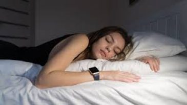 smartwatch effects on sleep