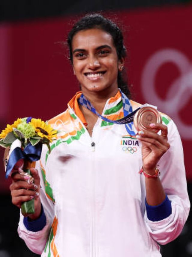 PV Sindhu Net Worth 2022 - India Darpan