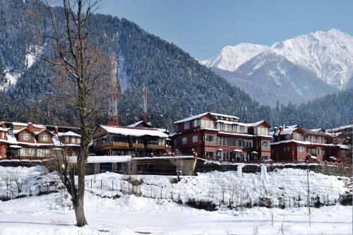  Pahalgam, Jammu and Kashmir